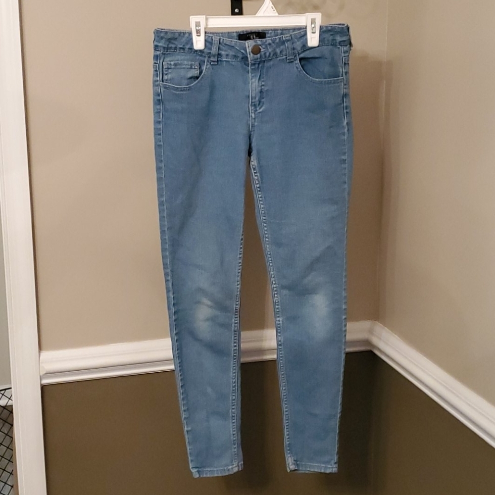 Forever 21 Womens Size 27 Blue Wash‎ Skinny Jeans Casual Everyday Comfort